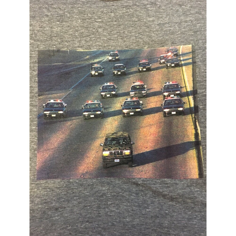 Rip n Dip Mens Tshirt Car Van chase on highway XL - extra large Tshirt Tee Top